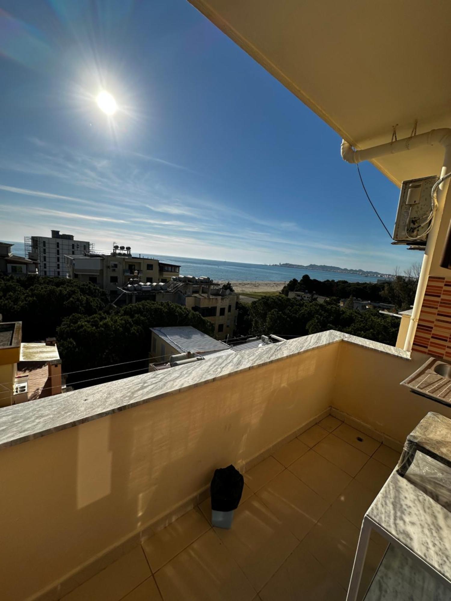 Romance Holiday Garden Inn Durrës Exteriér fotografie