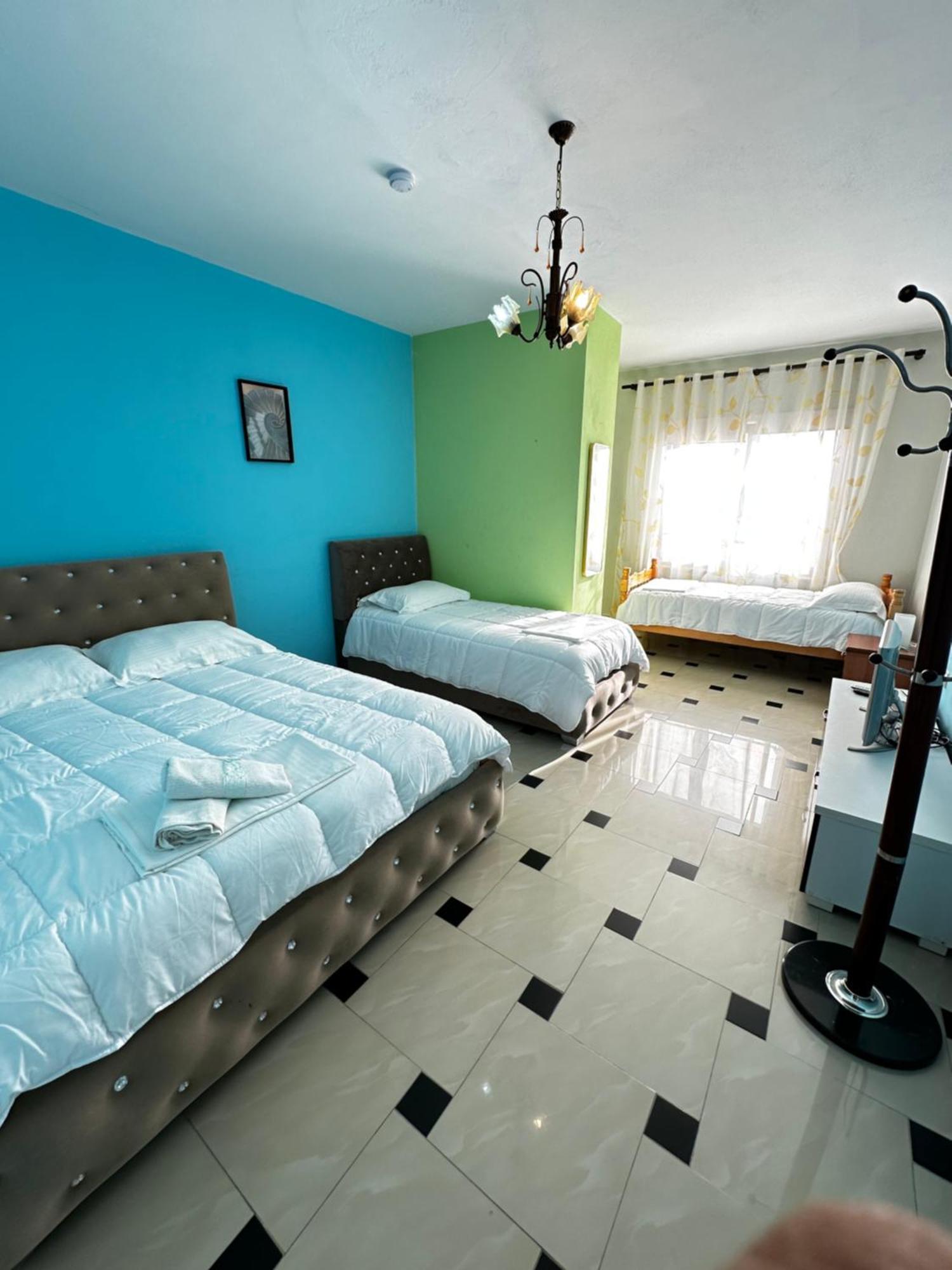 Romance Holiday Garden Inn Durrës Exteriér fotografie
